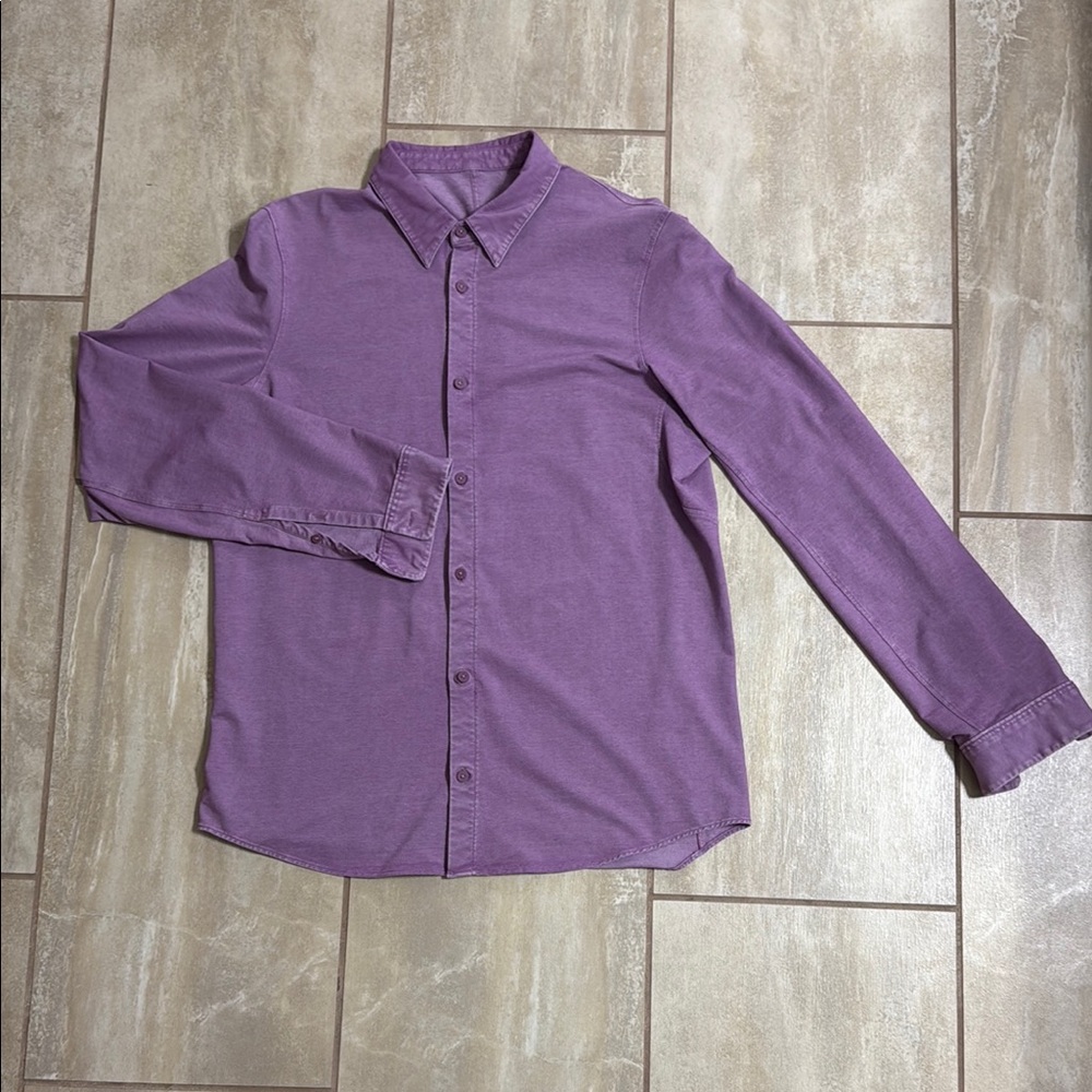 Lululemon Athletica L Purple Casual Button Down Shirt